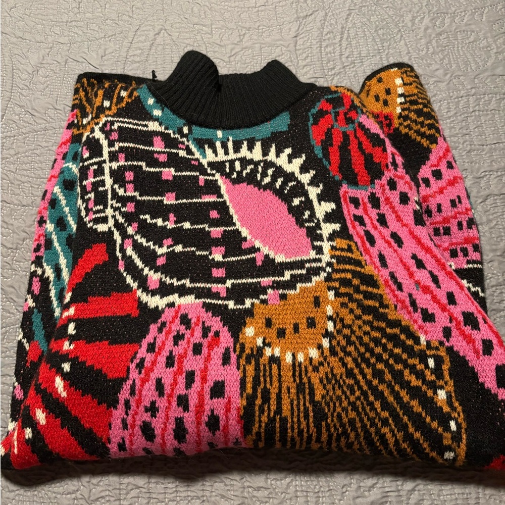 Farm Rio Shell Sweater Dress in Size Small - Picture 5 of 7